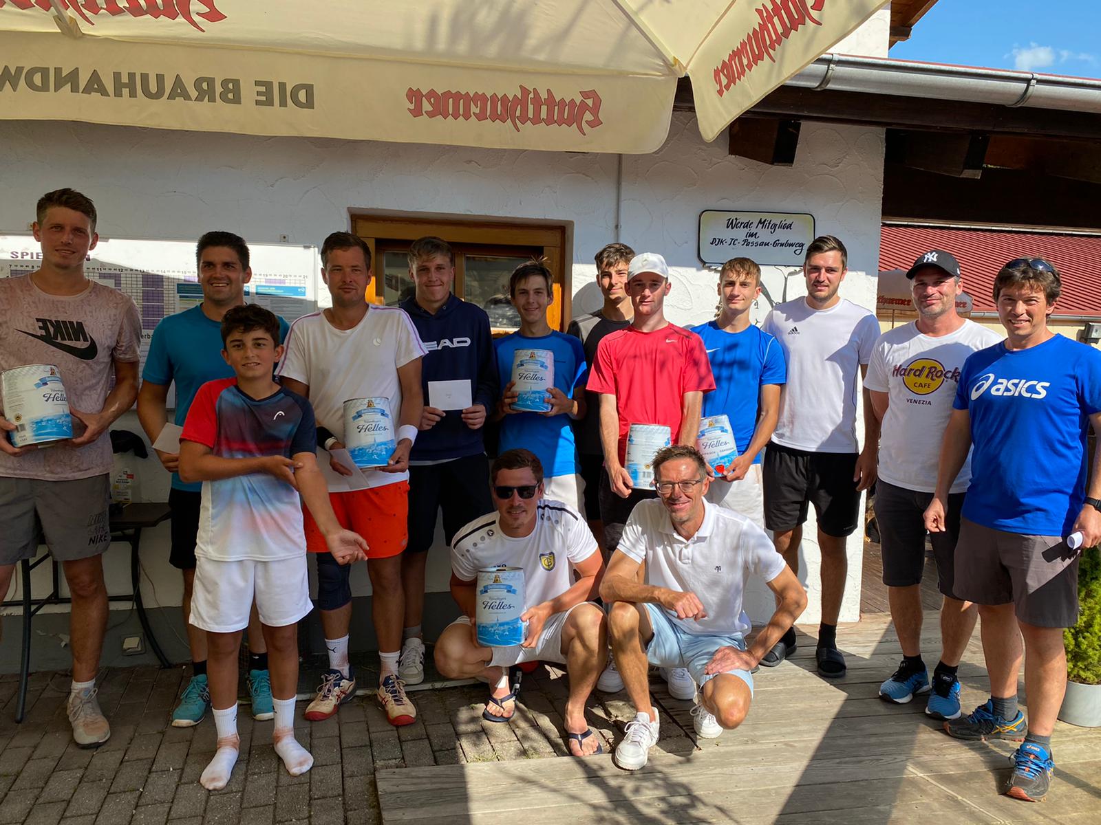 Spitzen-Doppel-Tennis beim DJK-TC Passau-Grubweg