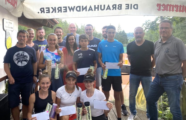 Spitzen Doppeltennis beim DJK-TC Passau-Grubweg!
